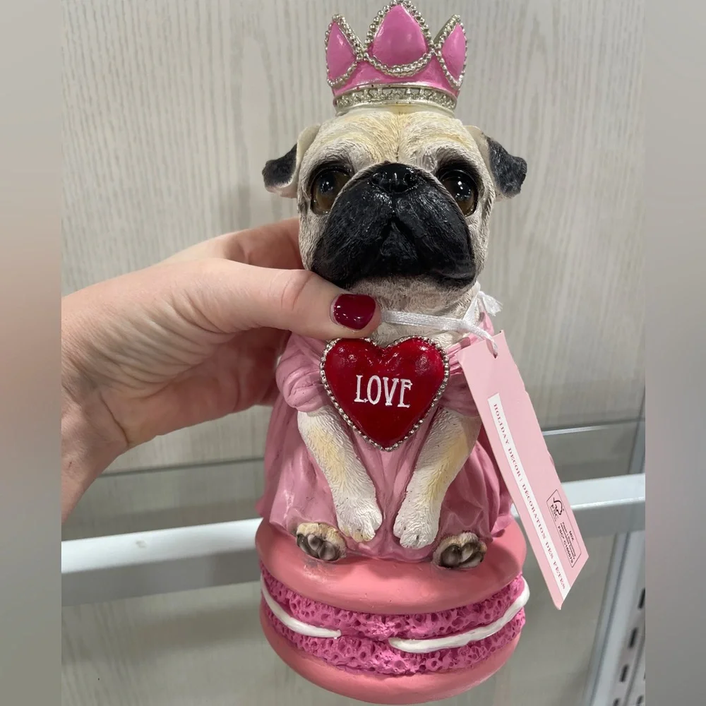 Valentine’s Pug Dog Love Heart Princess Pug macaron Resin Statue NEW
